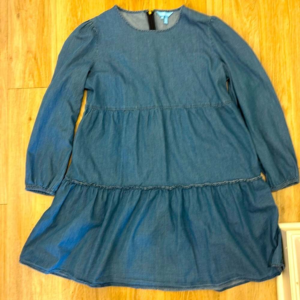 Draper James Medium dress/ long shirt. Flowy and Fabulous !